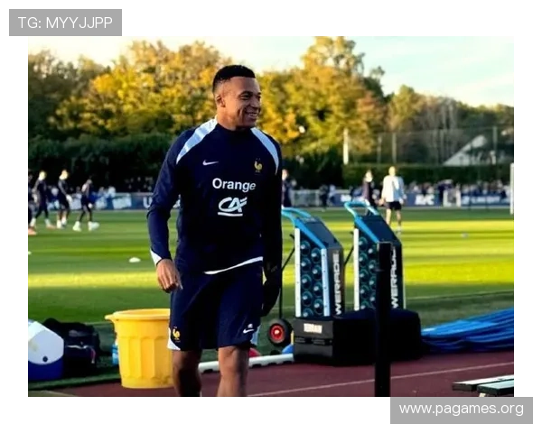 姆巴佩积极融入教练组推动新战术持续开发多番尝试成为球队战术焦点