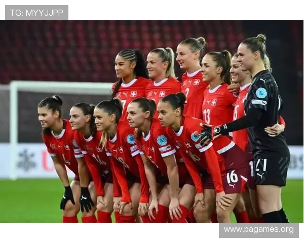 欧洲杯期间教练组积极互动推动新战术持续研发并加强球队融合表现