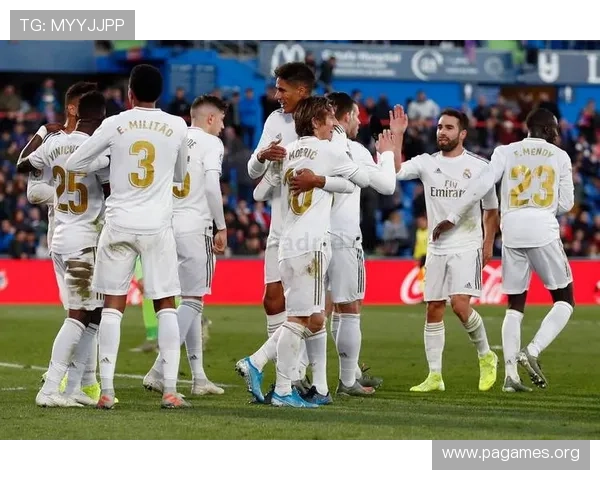 皇马比赛走向报告出炉走势分析调整显著引发关注战术层面变化清晰呈现